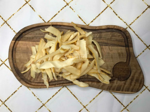 Осьминог (пяточки х/к из щупалец кальмара): Кальмар полукольца